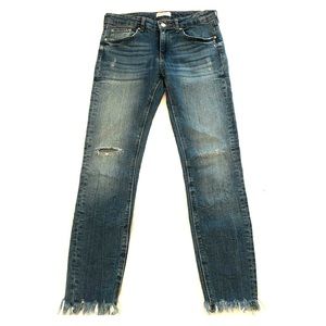 Zara jeans- hardly worn- size 4!